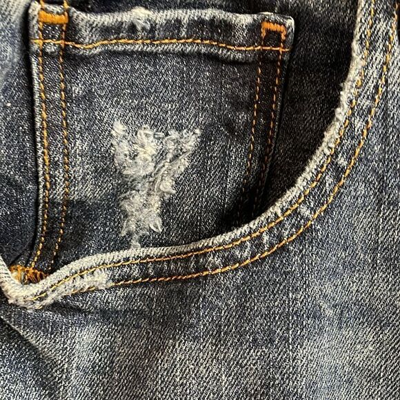 Old Navy Distressed Boyfriend Straight Jeans, Size 18, Blue - Picture 8 of 13